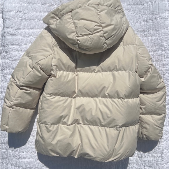 Uniqlo Kids Down Puffer Jacket - Picture 8 of 8